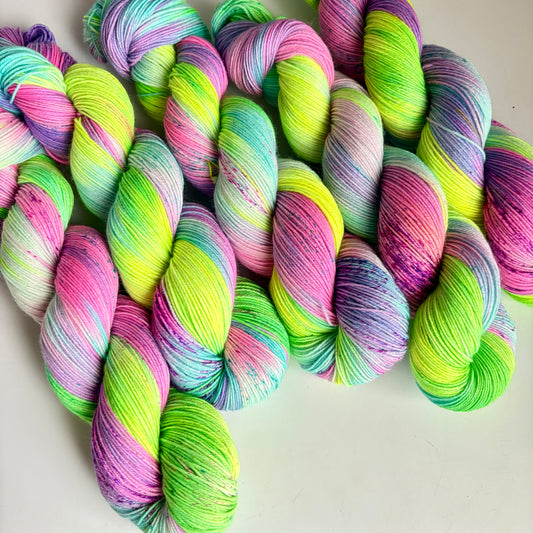 Bright Idea - FLOSSY FINGERING